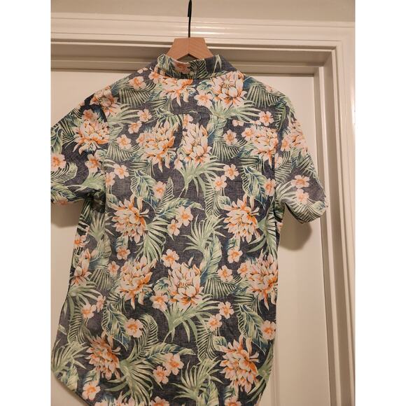 CHUBBIES BUTTON DOWN ALL OVER PRINT FLORAL SHORT SLEEVE SHIRT- MENS SIZE MEDIUM - Picture 4 of 4